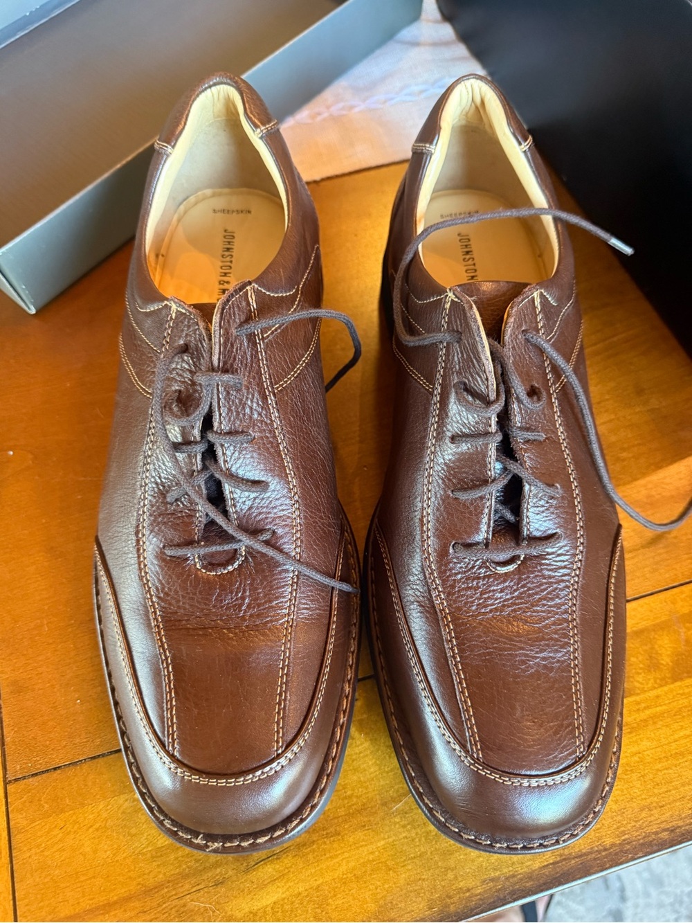 Johnston & Murphy Brown Leather Lace-Up Oxfords